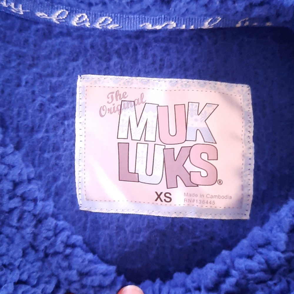 MukLuks xs fuzzy shirt and pants.